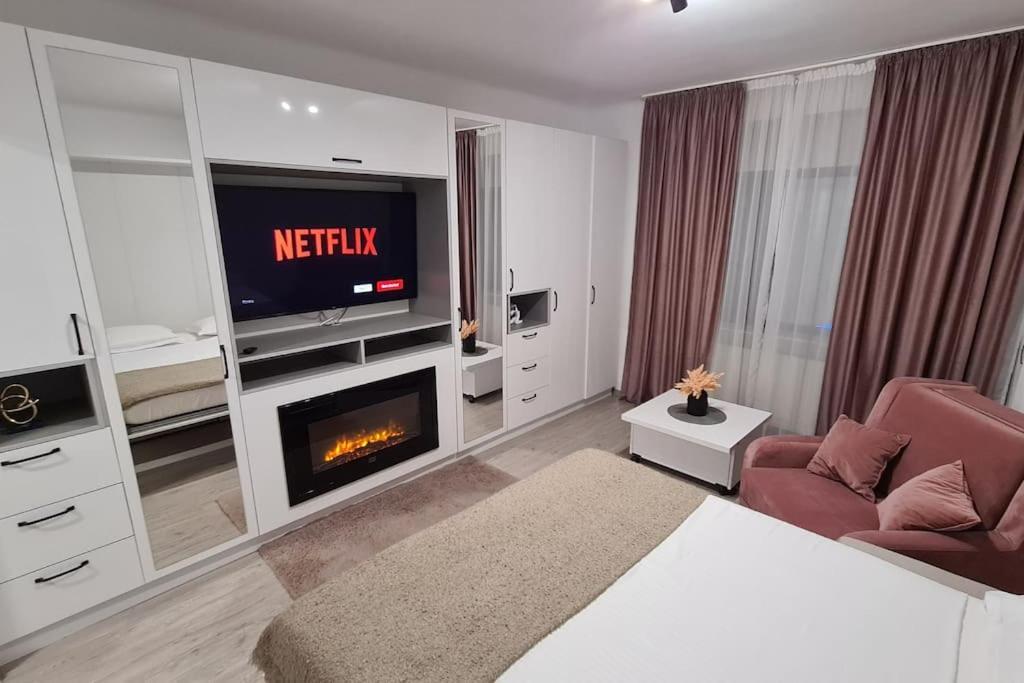 Cosy And Stylish Studio Бухарест Екстер'єр фото